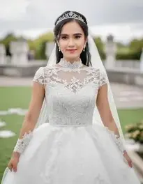 Black And White Wedding Guest Dress face swap