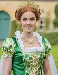 Irish Fancy Dress Woman face swap