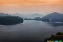Lake Jade Ting Republic Of Korea Background