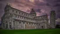 Leaning Tower Of Pisa background wallpaper