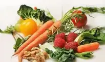 Carrot, Kale, Walnuts, Tomatoes background wallpaper