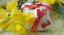 Heart Love Gift Daffodils Easter wallpaper