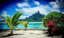 Bora Bora Mountain Ocean Pacific wallpaper