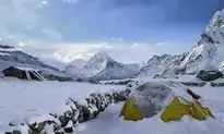 Snow Mountains background wallpaper
