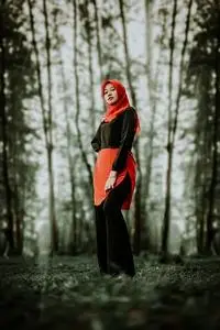 Woman Hijab Model Smile Make Up phone wallpaper