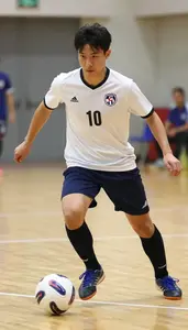 Futsal Utility Player Wearing Futsal Jersey Quick Shooting