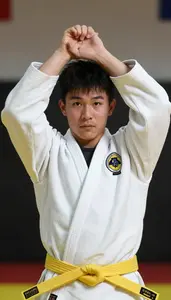Judo Light Judoka Wearing Yellow Belt Alert Grappling