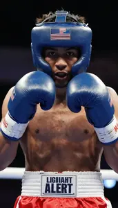 Boxing Lightweight Alert Weaving Slip Move In Center Ring