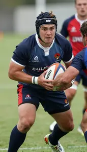 Rugby Sevens Prop Wearing Rugby Jersey Aggressive Evading
