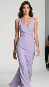 Fair Skinned Woman Woman In Early 20s Woman Wearing Lavender
