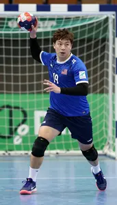 Handball Wing Wearing Handball Shoes Determined Defending
