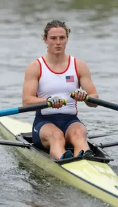 Rowing Sweep Rower Wearing Gloves Quick Rowing Recovery