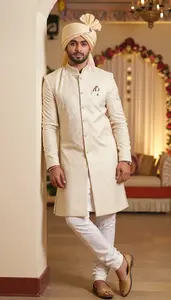 Marathi Man Man In Early 20s In Traditional Formal Wear
