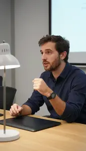 Vp Of Engineering Conducting A User Research In A Tech Conference Presentation