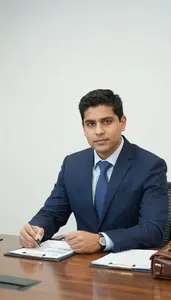 Senior Consultant Professional Business Portrait
