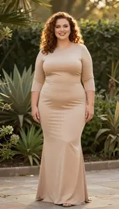 Caucasian Young Woman In Her 20s With Soft And Curvy Figure With Chestnut