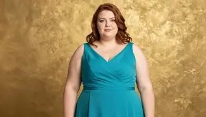 Central European Woman In Her Late 20s With Robust Figure With Chestnut Shoulder