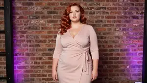 Caucasian Woman In Her Late 20s With Large And Curvy Figure With Copper Loose