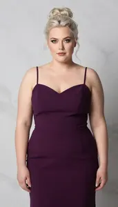 Fair Skinned Woman In Her Late 30s With Hourglass Figure With Platinum Blonde