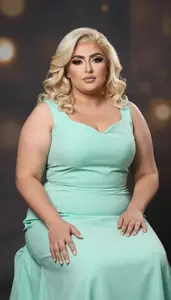 Middle Eastern Woman In Her Mid 30s With Full Figured And Curvy Figure With