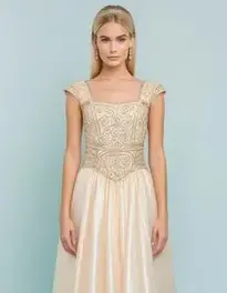 Sarah Labyrinth Dress face swap
