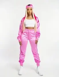 Female Rapper Fancy Dress face swap
